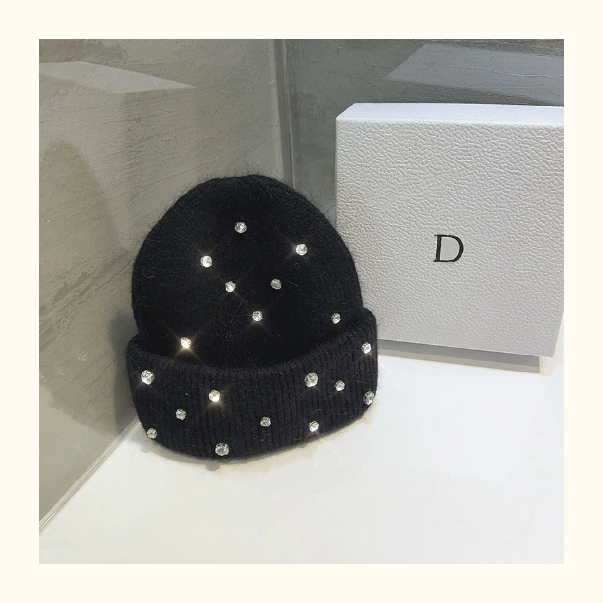 Luxury Rhinestone Beads Knitted Hat Korean Women Rabbit Fur Wool Skullies Cap Winter Fashion Thickened Warm Bonnet Beaanies