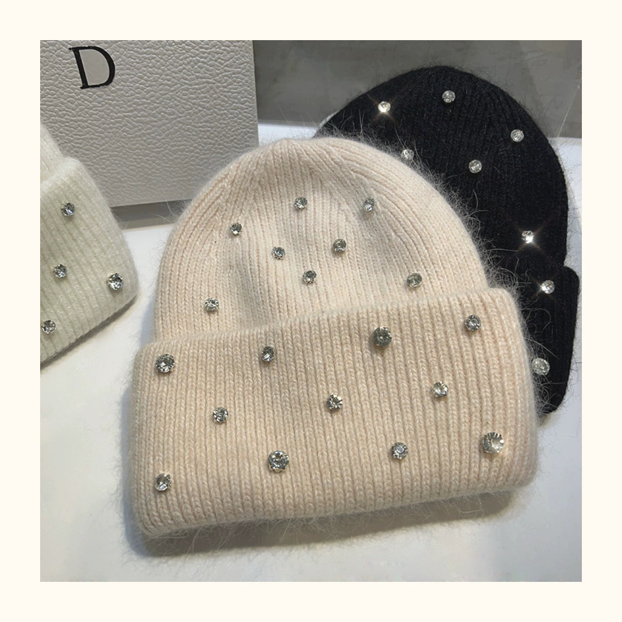 Luxury Rhinestone Beads Knitted Hat Korean Women Rabbit Fur Wool Skullies Cap Winter Fashion Thickened Warm Bonnet Beaanies