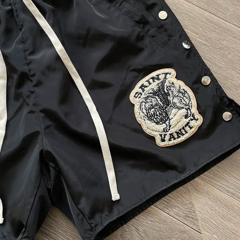 The same embroidered breasted casual sports shorts from SAINT VANITY ins