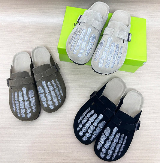 2024 bone embroidered flat shoes, fashionable women's slippers, new niche design, casual and comfortable, wearing with toe caps